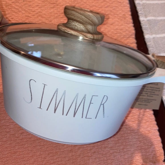 Rae Dunn 3 qt casserole